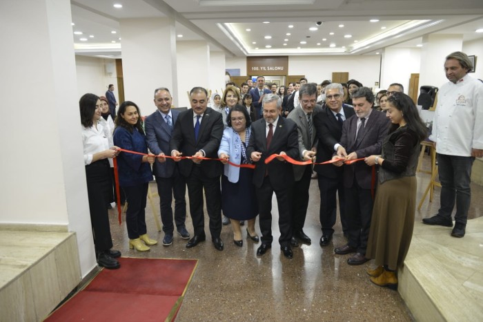 Ankara Univeristetində 18 oktyabr – Müstəqilliyin bərpası günü  qeyd olunub - FOTOLAR